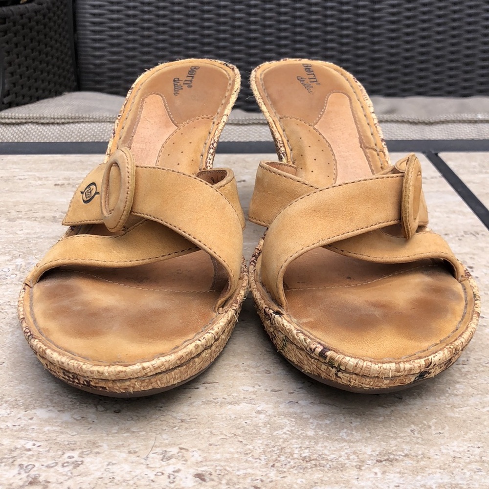 BORN Tropical Wedge Leather Strap Heeled Sandal - Picture 3 of 13